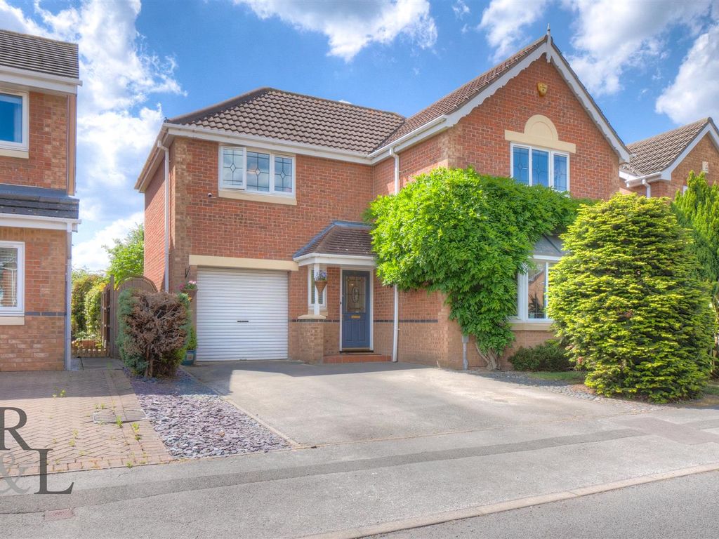 4 bed detached house for sale in Regents Park Close, West Bridgford