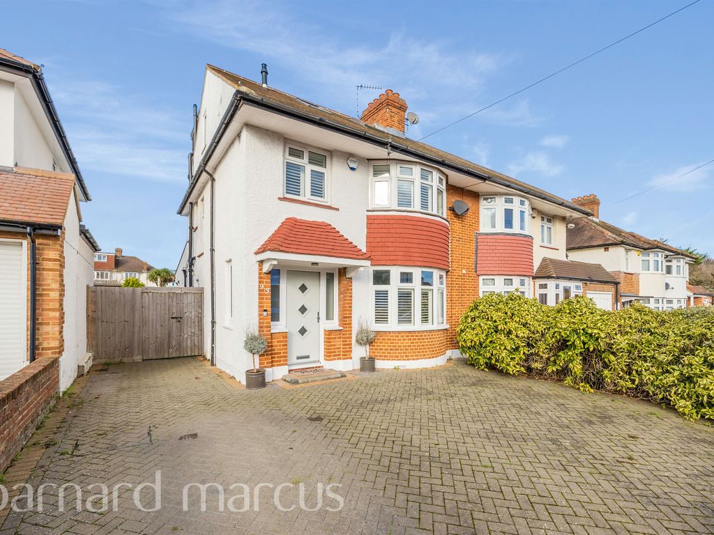 4 bed semidetached house for sale in Greenfield Avenue, Berrylands