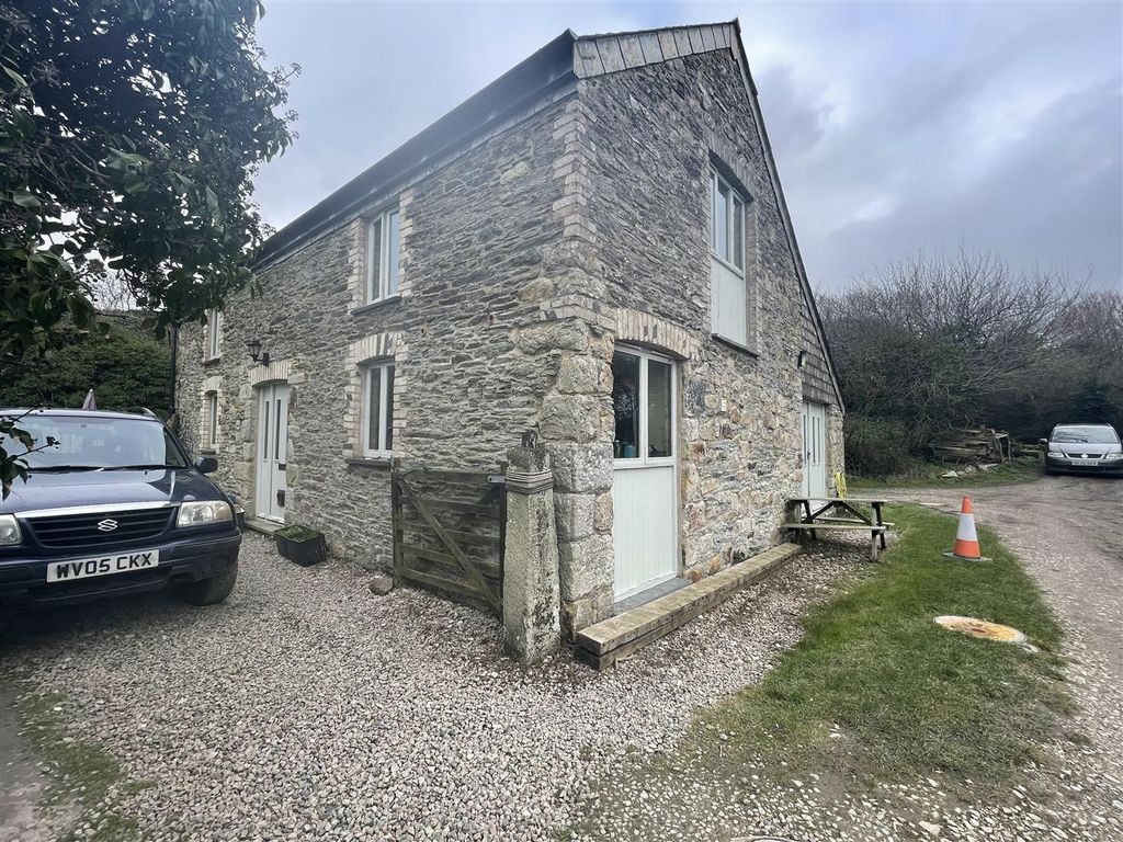 3 bed barn conversion to rent in Crantock, Newquay TR8, £1,350 pcm Zoopla