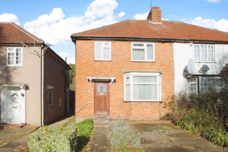 3 bed semidetached house for sale in Halsbury Road East, Northolt UB5
