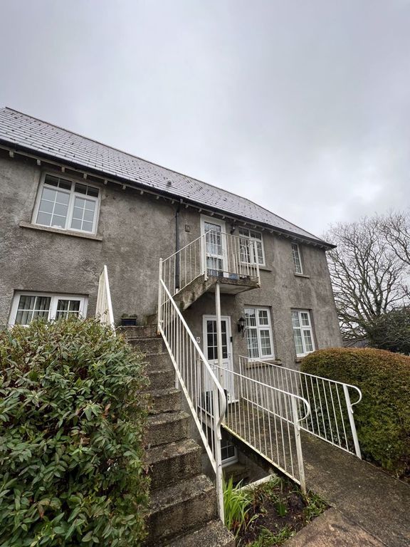 2 bed flat to rent in Crescent Road, Ivybridge PL21 Zoopla