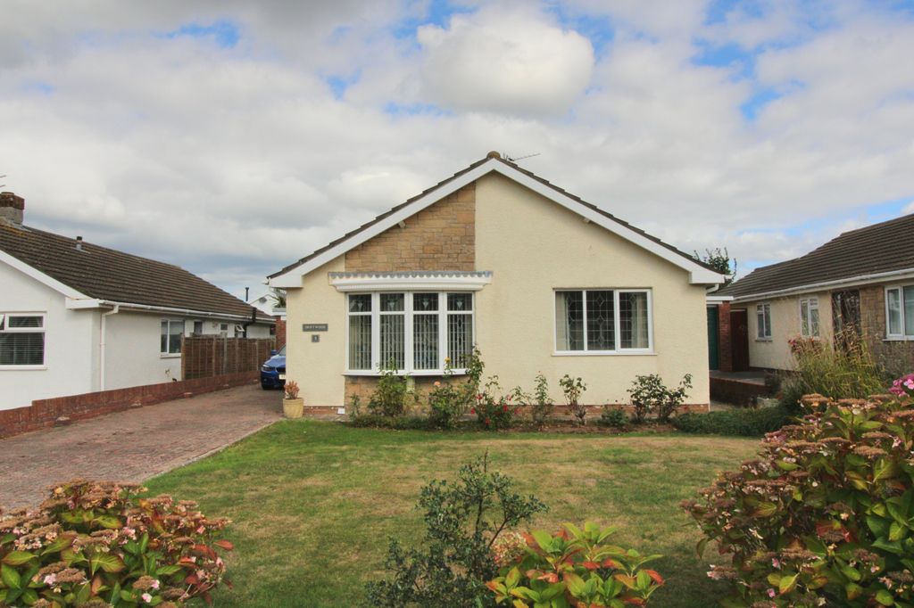3 bed detached bungalow for sale in The Whimbrels, Rest Bay, Porthcawl