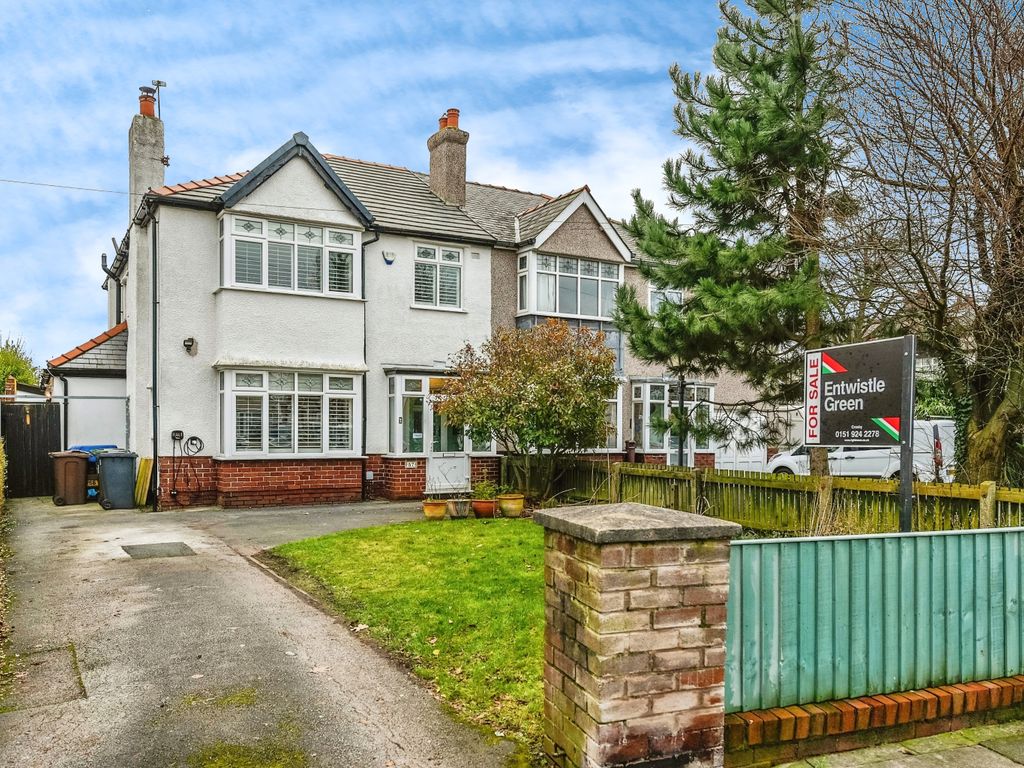 4 bed semidetached house for sale in Forefield Lane, Liverpool