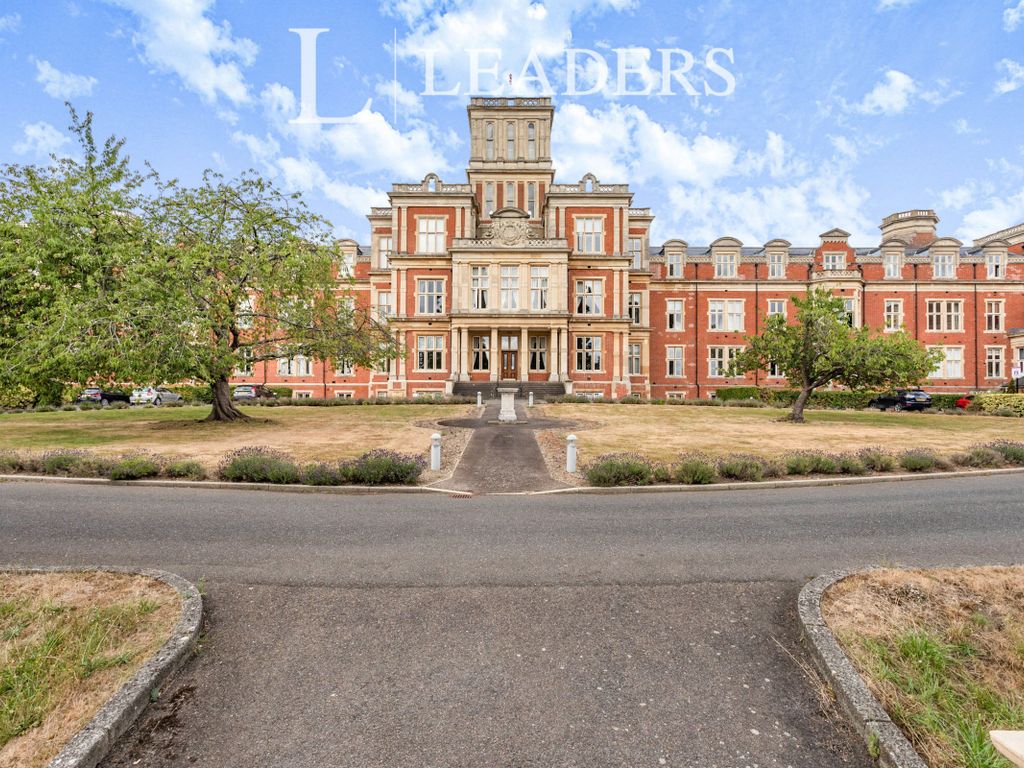 1 bed flat to rent in Royal Earlswood Park, Redhill RH1 Zoopla