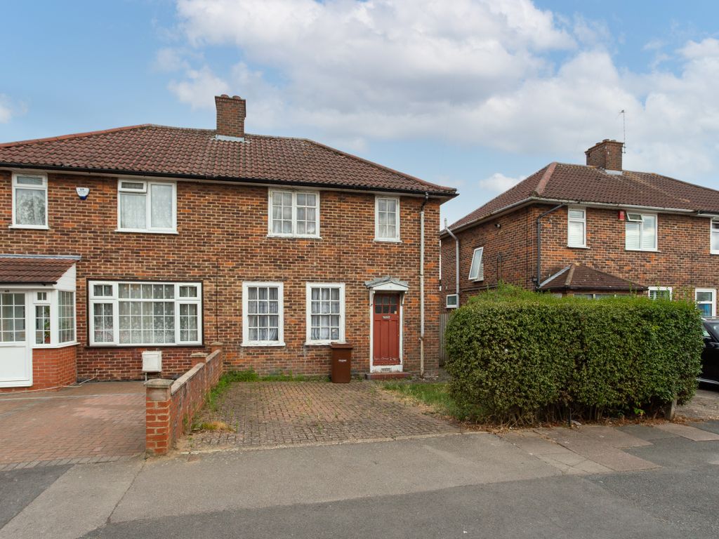 3 bed semidetached house for sale in Warneford Road, Queensbury