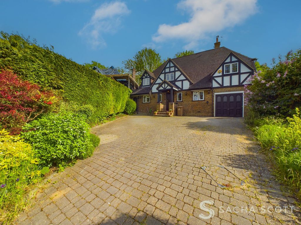 4 bed detached house for sale in Tudor Close, Banstead SM7 Zoopla