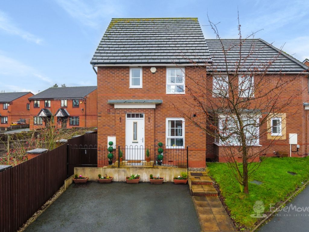 3 bed semidetached house for sale in Leighton Drive, St. Helens