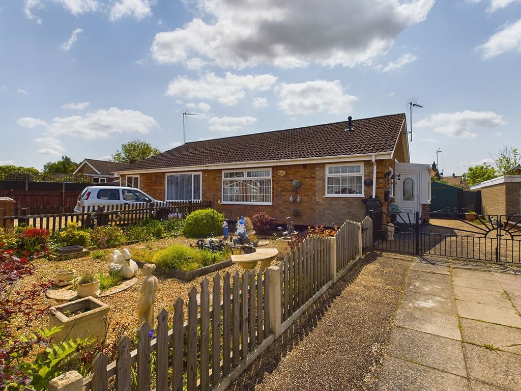2 bed semidetached bungalow for sale in Maple Road, Downham Market