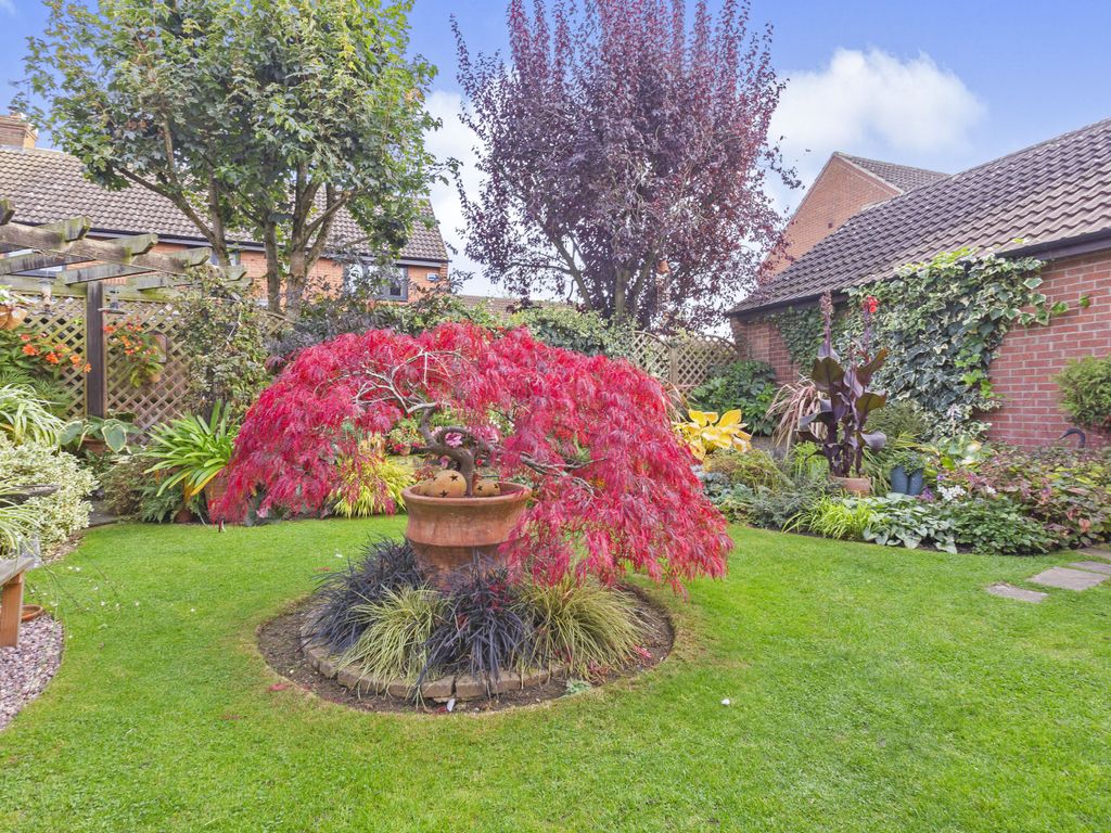 3 bed detached house for sale in Hunt Road, Thame OX9 Zoopla