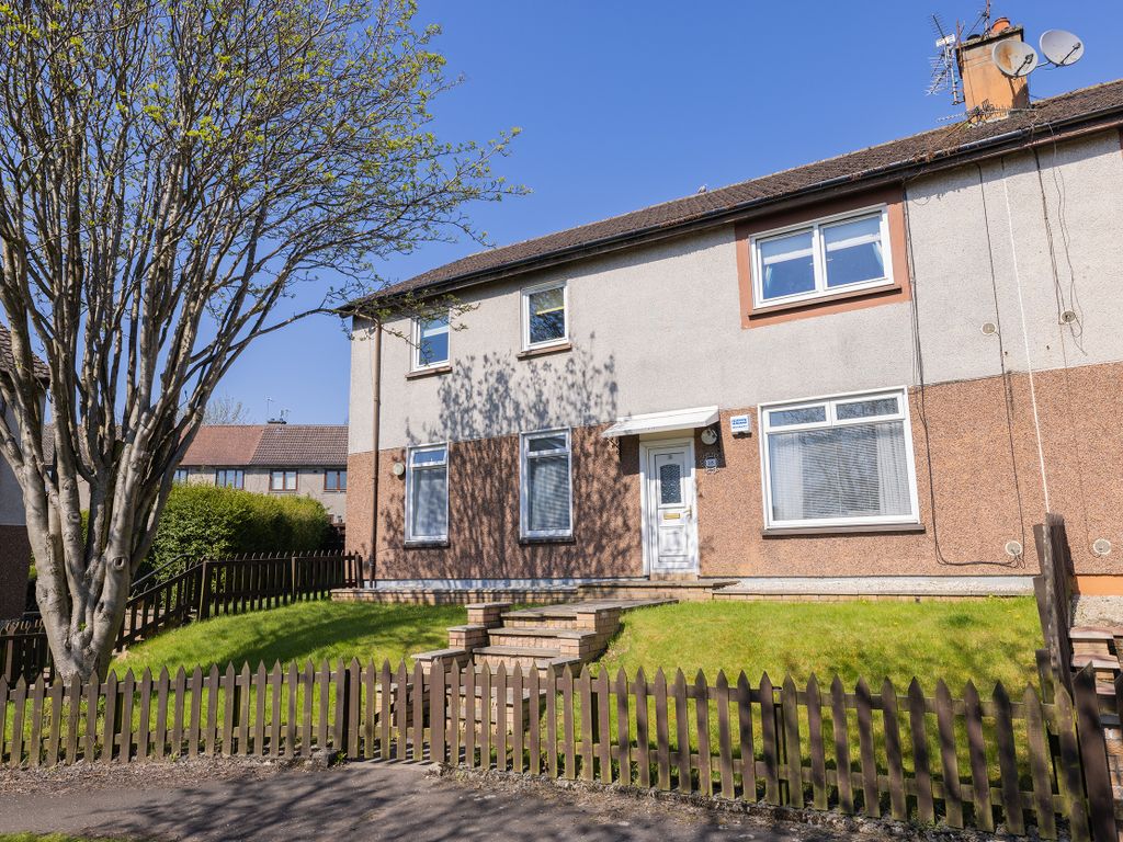 3 bed flat for sale in Findhorn Place, Dundee DD4, £90,000 Zoopla