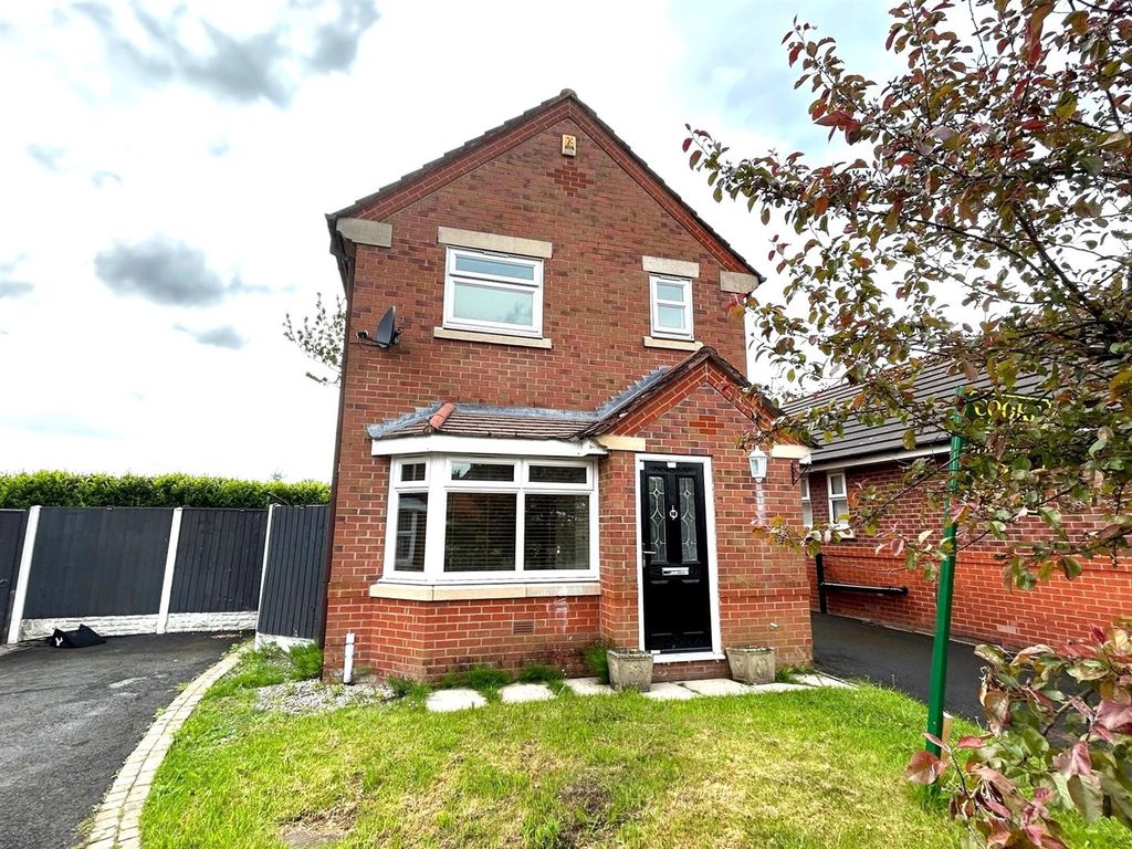 3 bed detached house for sale in Stradbroke Close, Lowton, Warrington