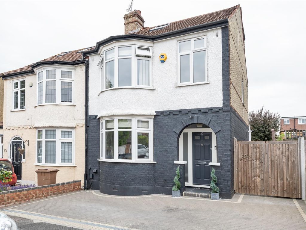 4 bed semidetached house for sale in Abbotts Crescent, London E4 Zoopla