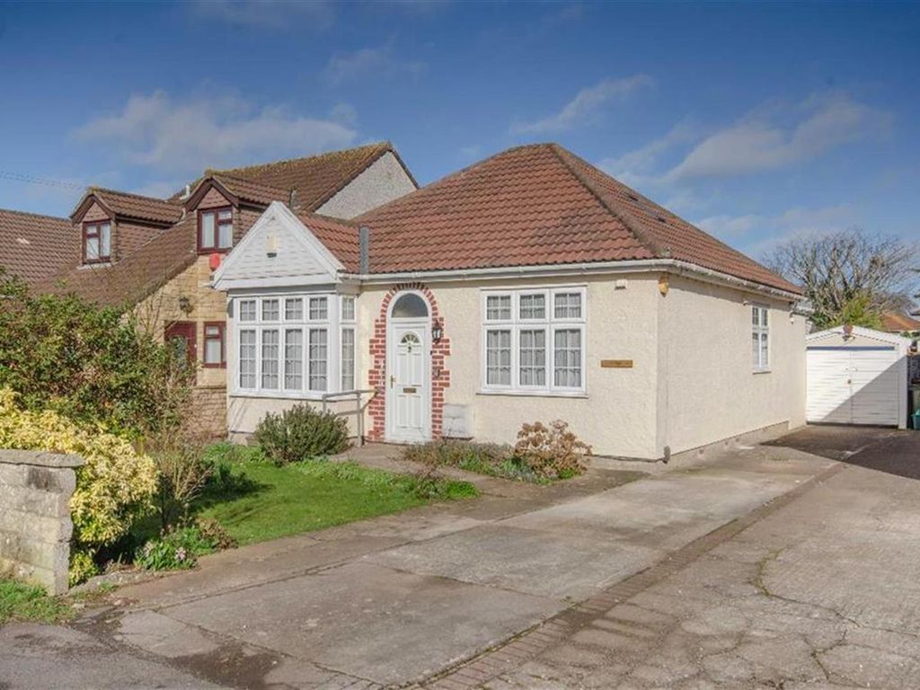 2 bed bungalow for sale in Sandringham Avenue, Downend, Bristol BS16