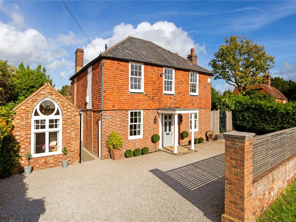 3 bed detached house for sale in High Street, Hawkhurst, Cranbrook