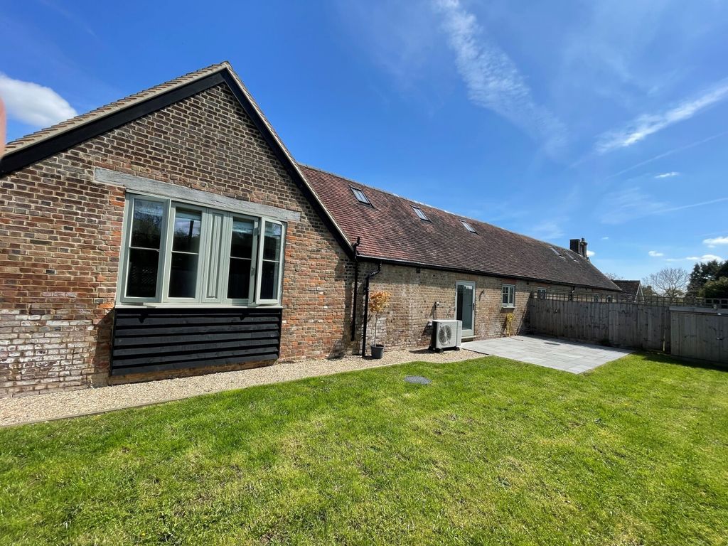 2 bed detached house to rent in Swallows, 2 Hill Farm Barns, Whipsnade