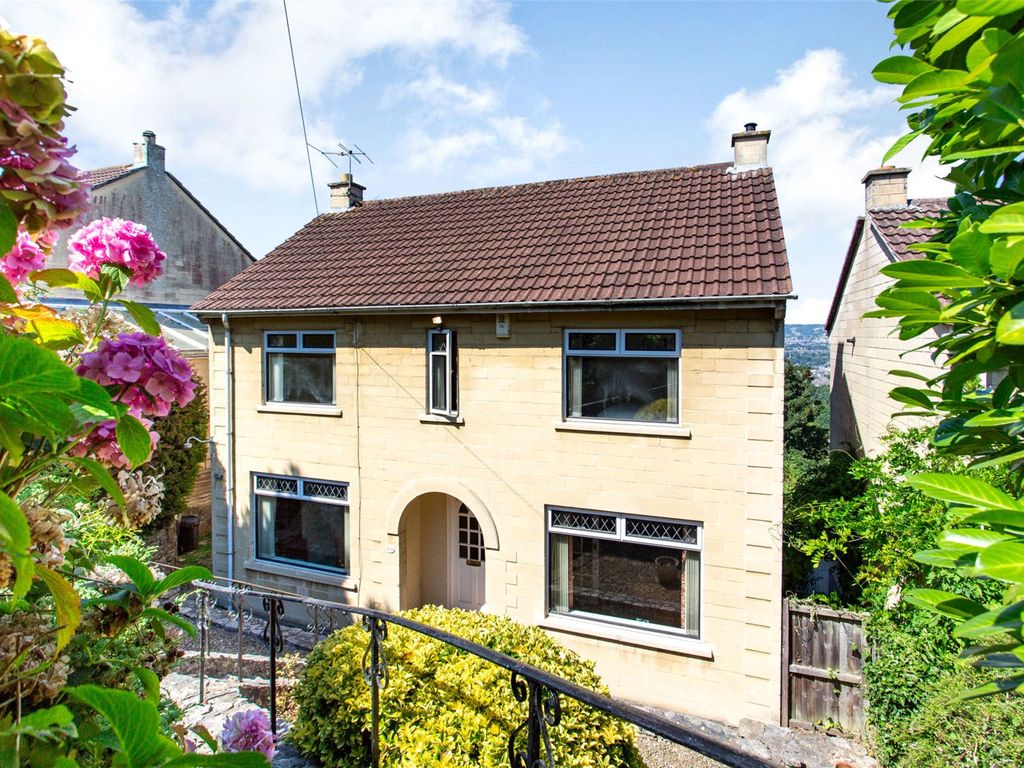 3 bed detached house for sale in Bloomfield Road, Bath, Somerset BA2