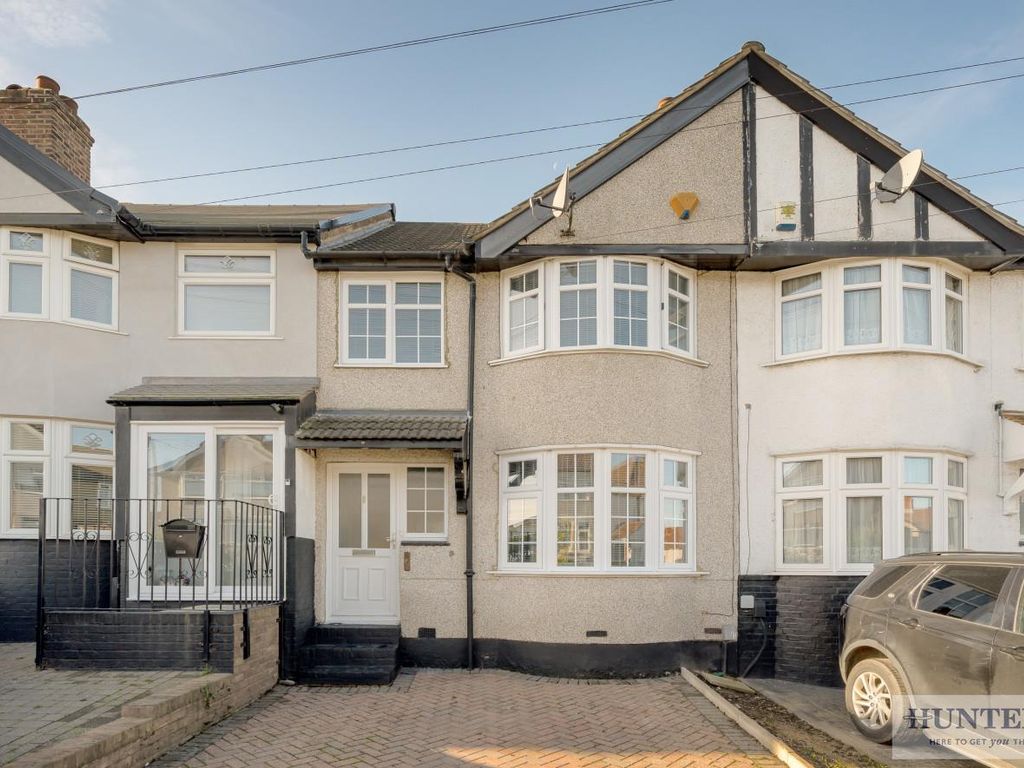3 bed property for sale in Collindale Avenue, Erith DA8, £400,000 Zoopla