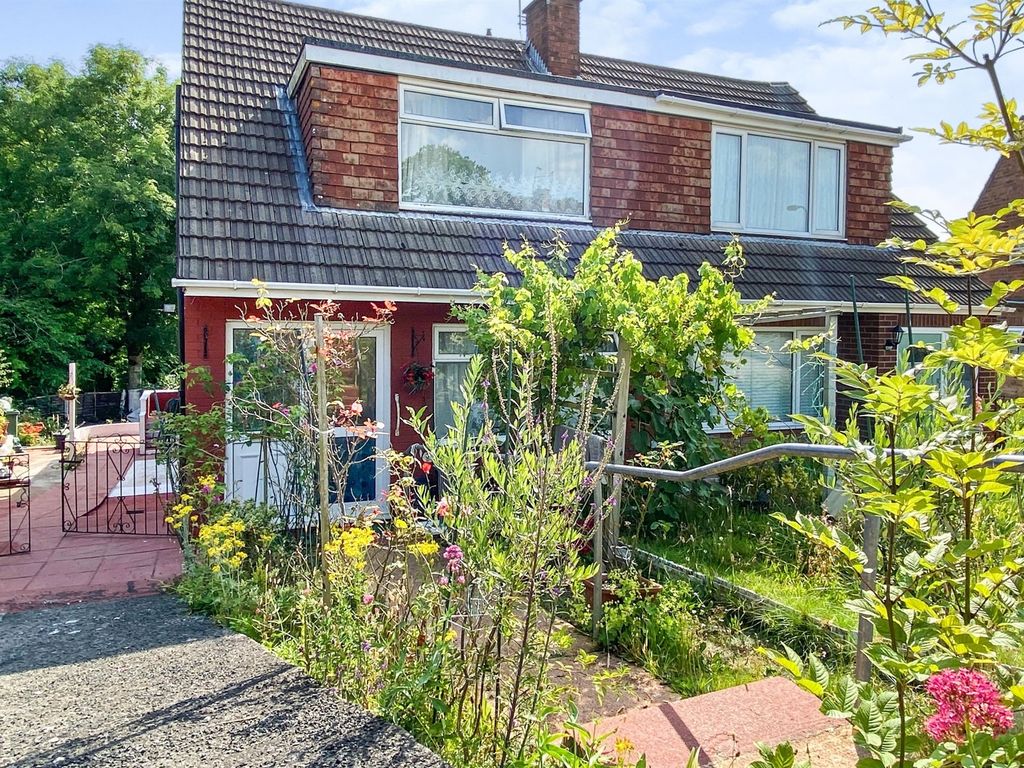 3 bed semidetached house for sale in Lothian Crescent, Penylan, Cardiff CF23 Zoopla