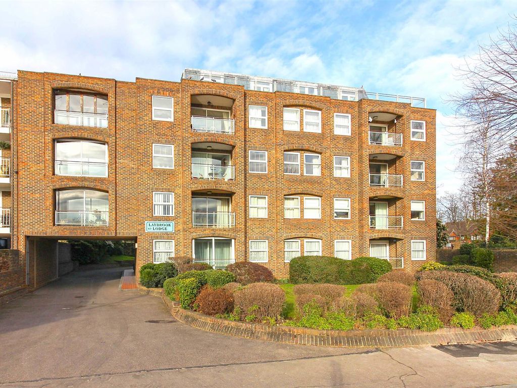 2 bed flat for sale in Snaresbrook Road, London E11 Zoopla