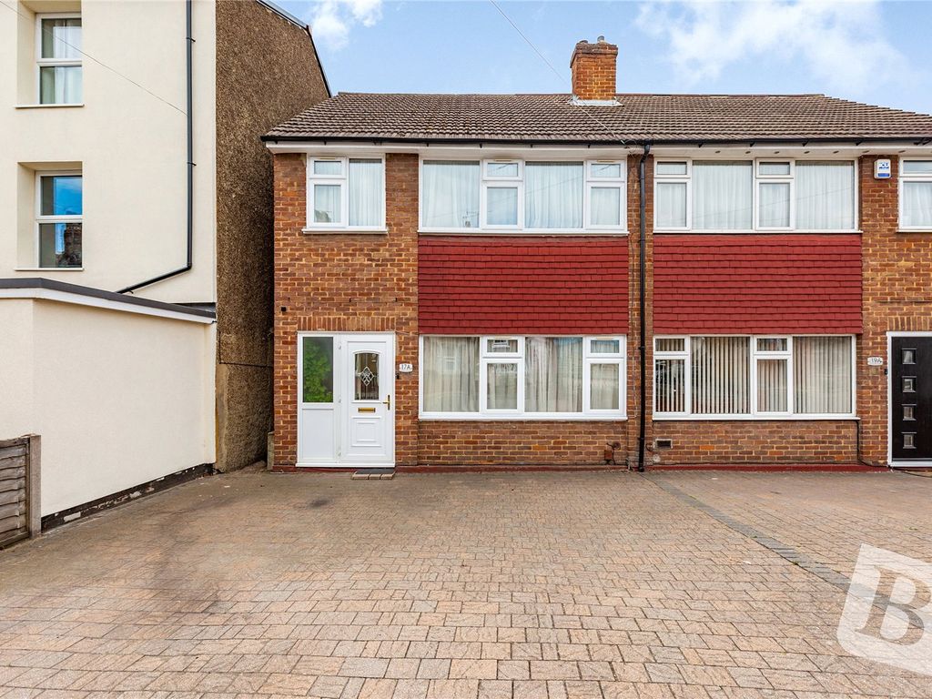 3 bed semidetached house for sale in Dover Road East, Gravesend, Kent