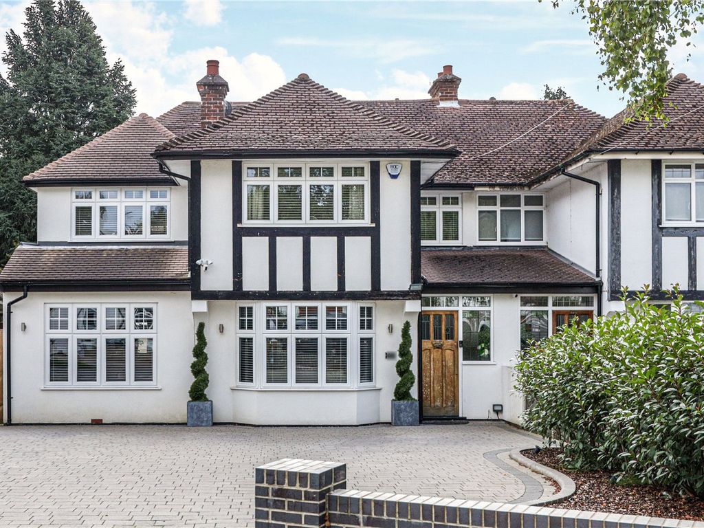 4 bed semidetached house for sale in Hillcroft Crescent, Watford