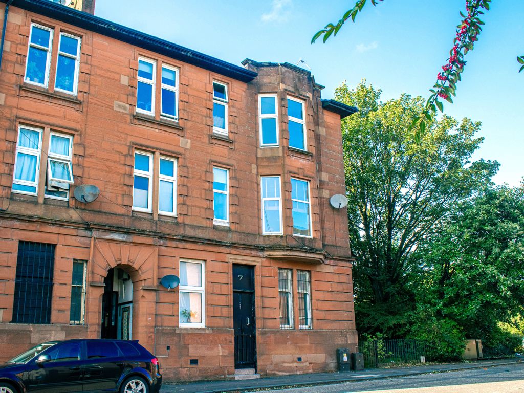 2 bed flat for sale in Whitecrook Street, Clydebank G81, £120,000 Zoopla