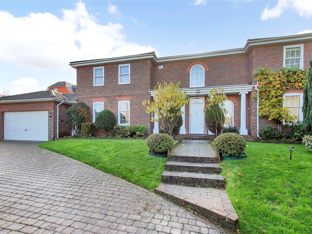 4 bed detached house for sale in Forest Road, Tunbridge Wells, Kent TN2
