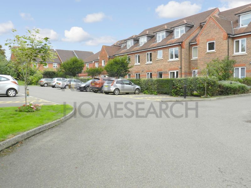 Linters Court, Redhill RH1  