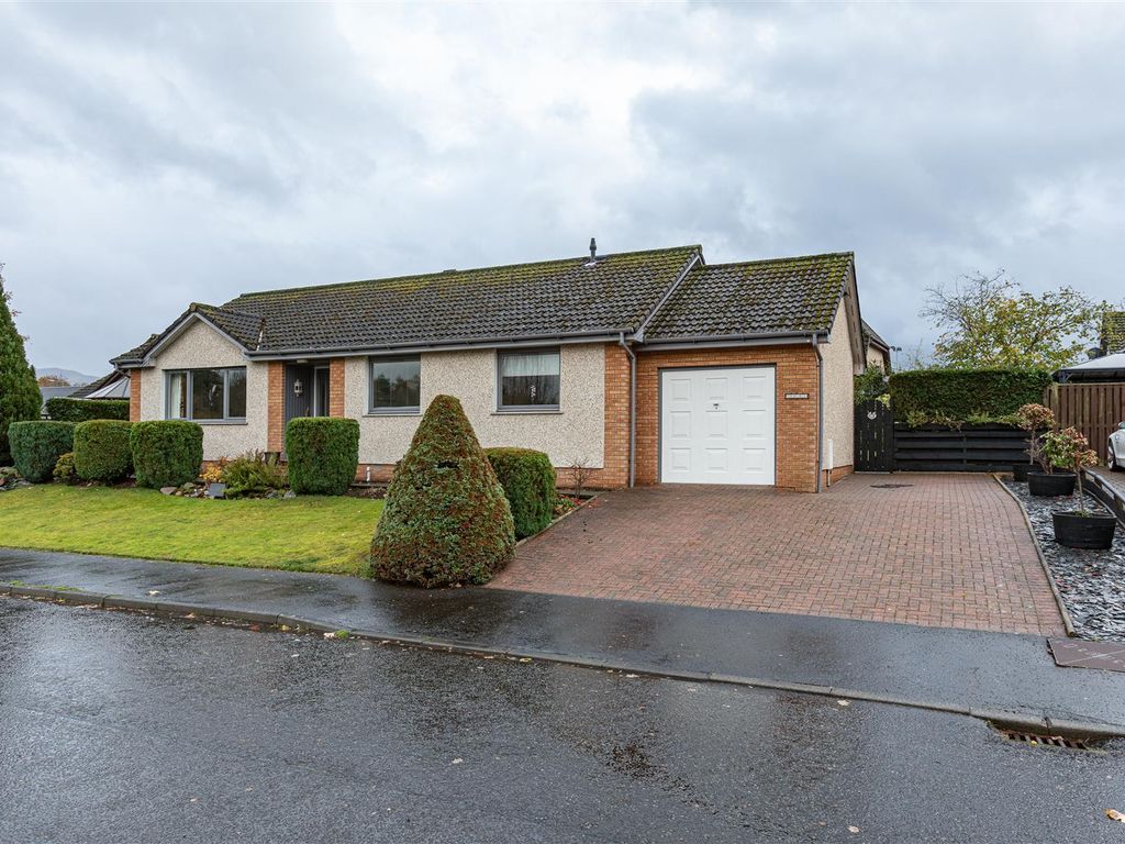 3 bed detached bungalow for sale in Tweedbank View, Tweedbank