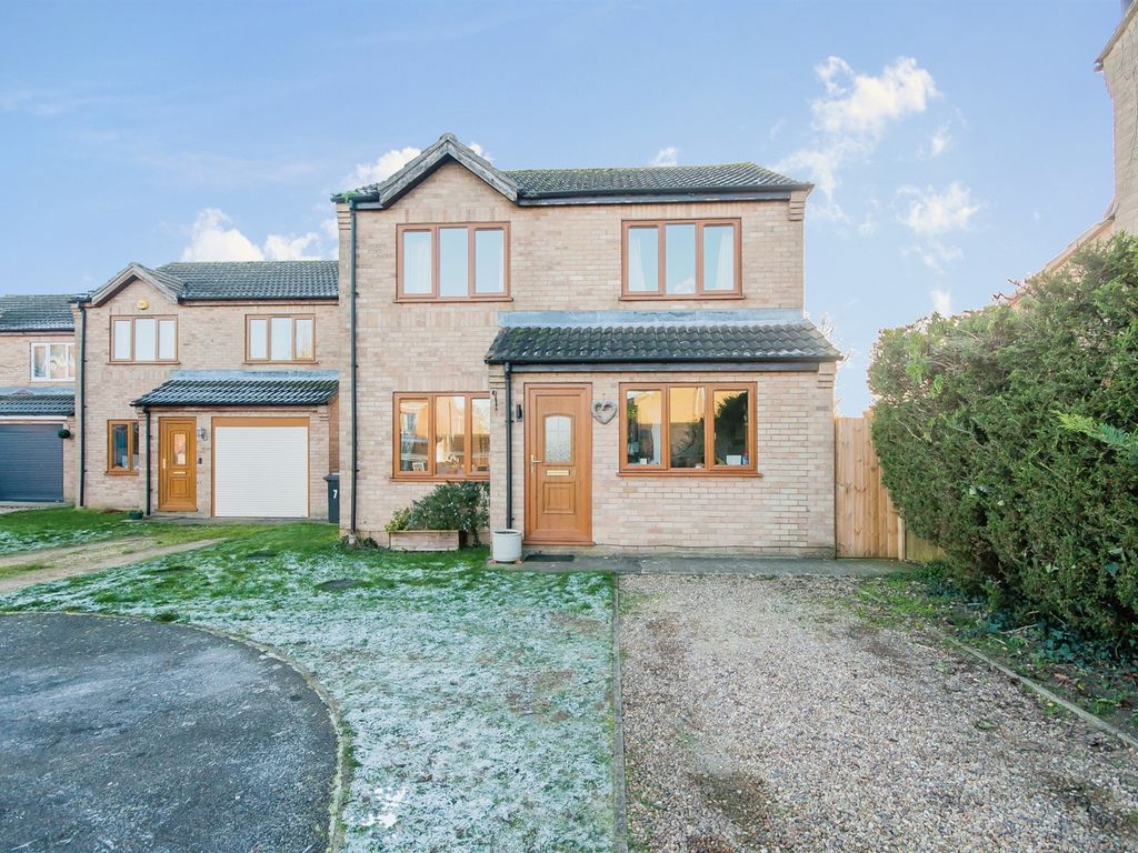 3 bed detached house for sale in Bracken Close, Leasingham, Sleaford