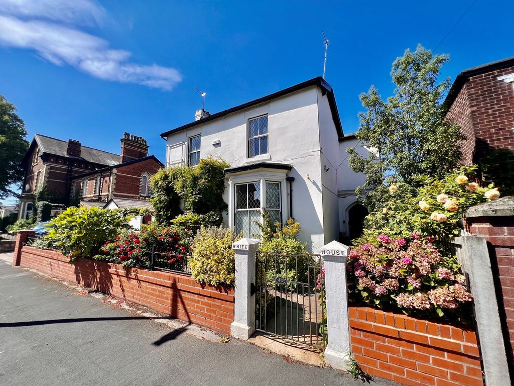4 bed detached house for sale in Victoria Parade, AshtonOnRibble, Preston PR2 Zoopla