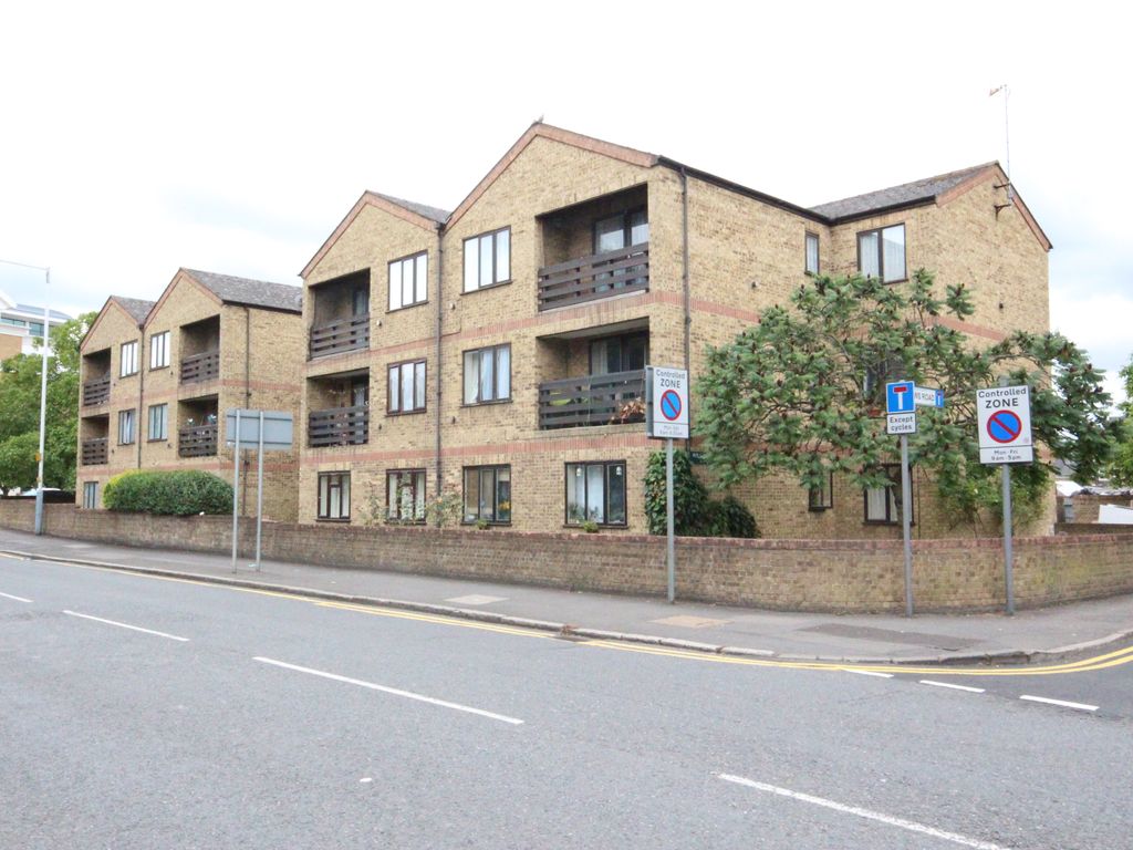 1 bed flat to rent in Hows Road, Cowley, Uxbridge UB8 Zoopla