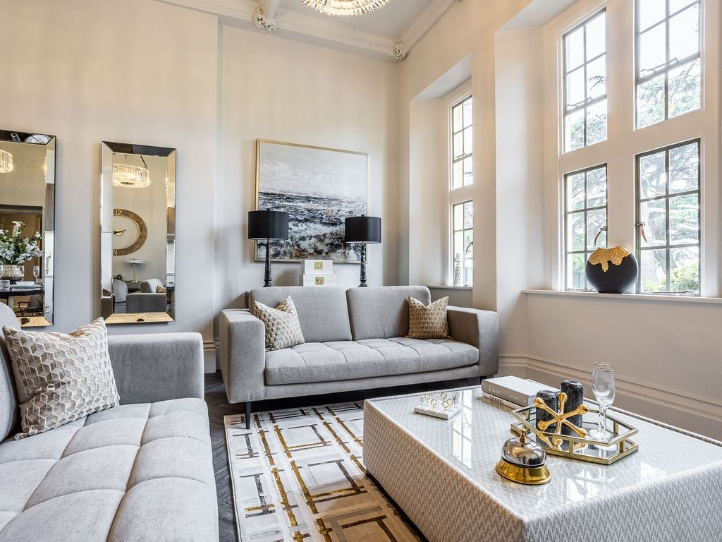 2 bed flat for sale in Glenburnie Road, London SW17, £685,000 Zoopla