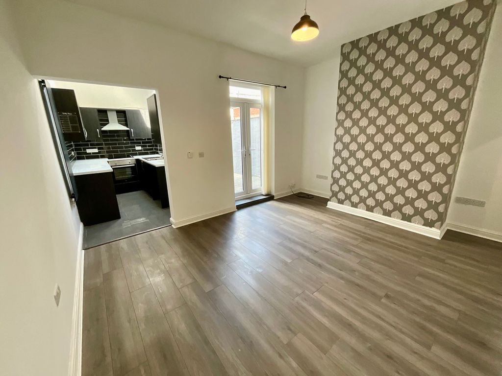 3 bed terraced house to rent in Melbourne Street, Clayton Le Moors BB5