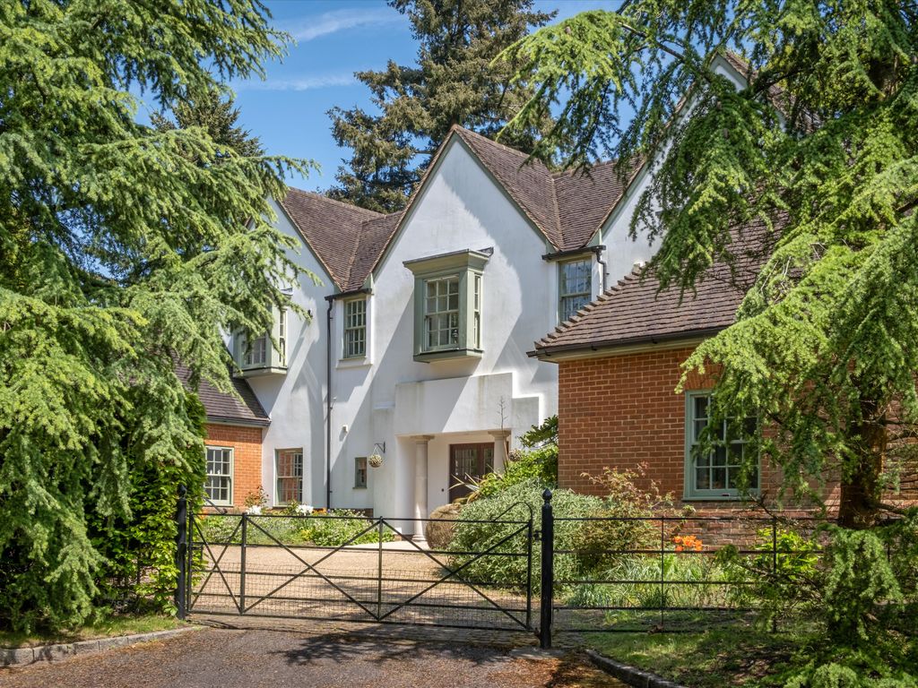 6 bed detached house for sale in Grayshott, Hindhead, Hampshire GU26 Zoopla