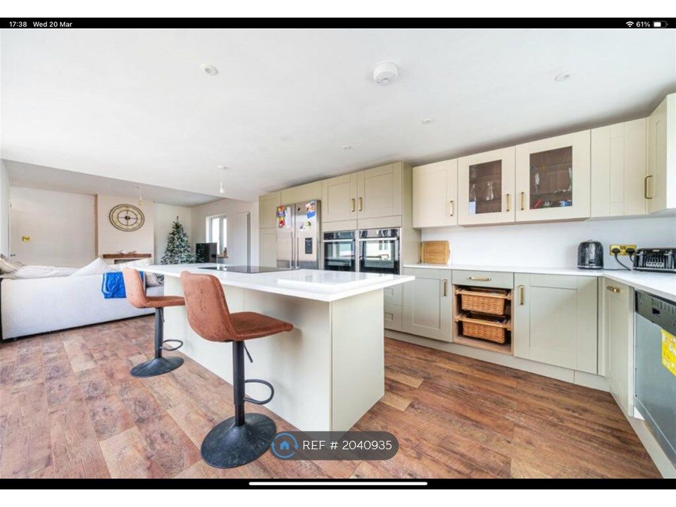 3 bed bungalow to rent in The Glen, Minster On Sea, Sheerness ME12, £1,550 pcm Zoopla