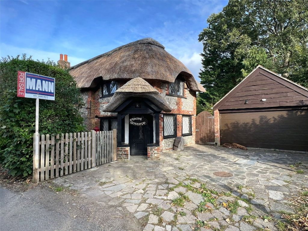 4 bed cottage for sale in Anmore Lane, Denmead, Hampshire PO7, £750,000 Zoopla