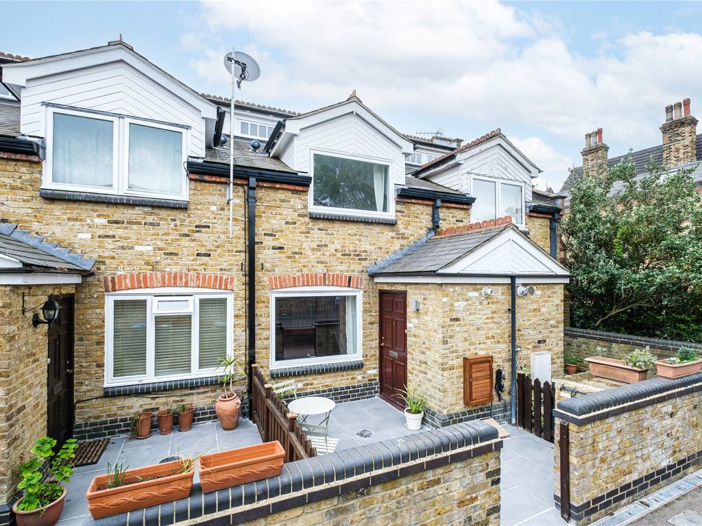 Bradshaw Close, London SW19  