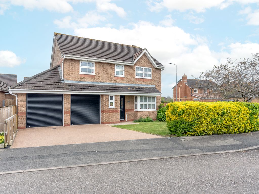 4 bed detached house for sale in Tarragon Place, Bradley Stoke, Bristol