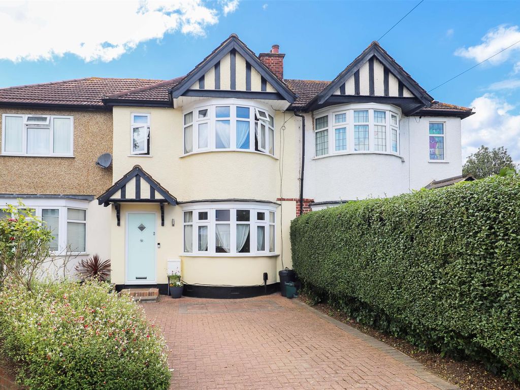 2 bed terraced house for sale in Filey Waye, Ruislip Manor, Ruislip HA4
