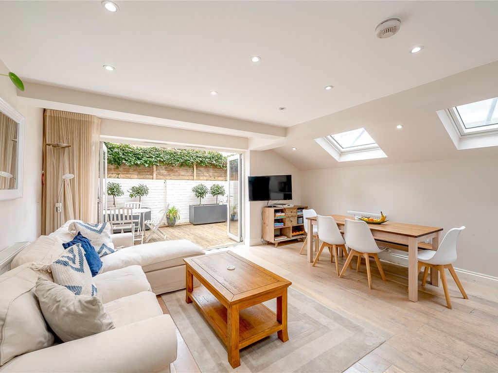 2 bed flat for sale in Woodlawn Road, London SW6 Zoopla
