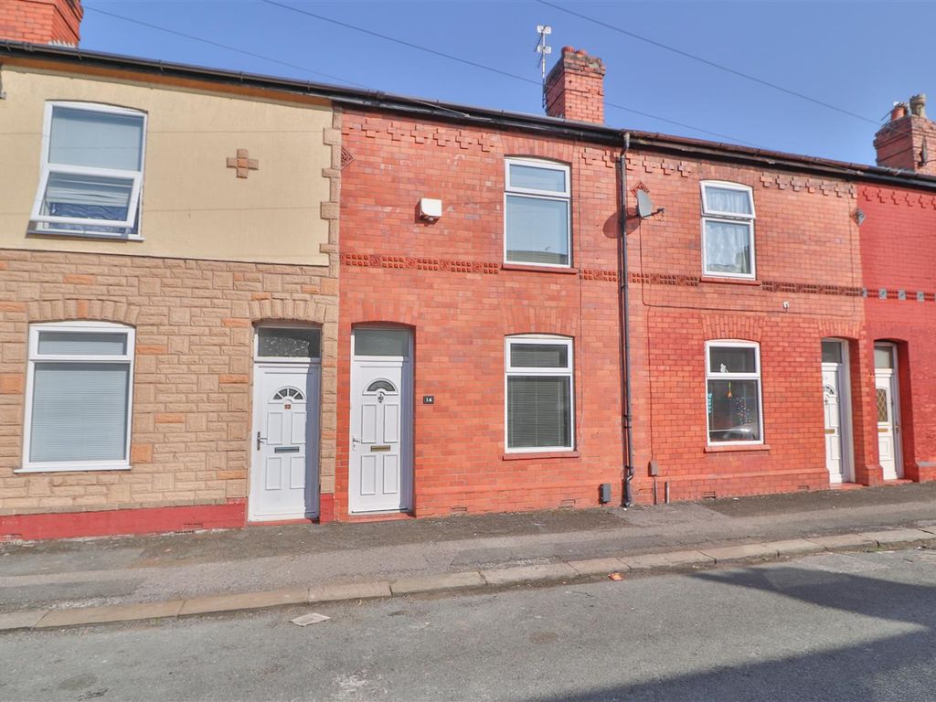 2 bed terraced house to rent in Hewitt Street, Latchford, Warrington