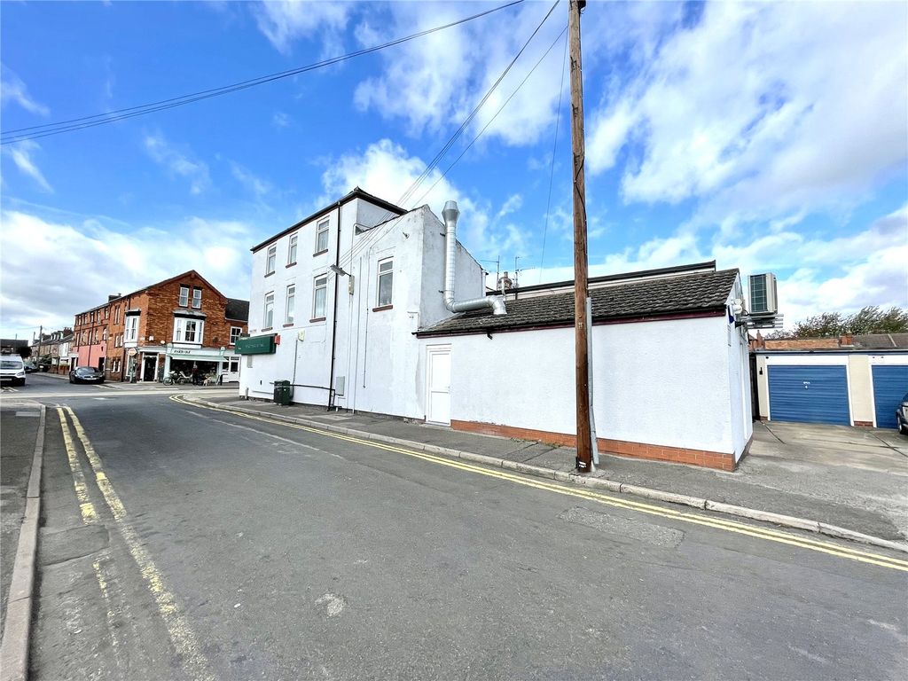 2 bed flat to rent in Burton Road, Lincoln, Lincolnshire LN1 Zoopla