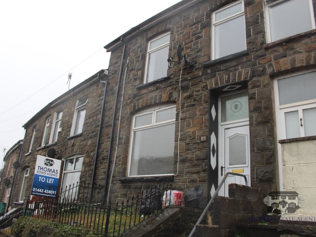 3 bed terraced house to rent in Pleasant View, Tylorstown, Ferndale