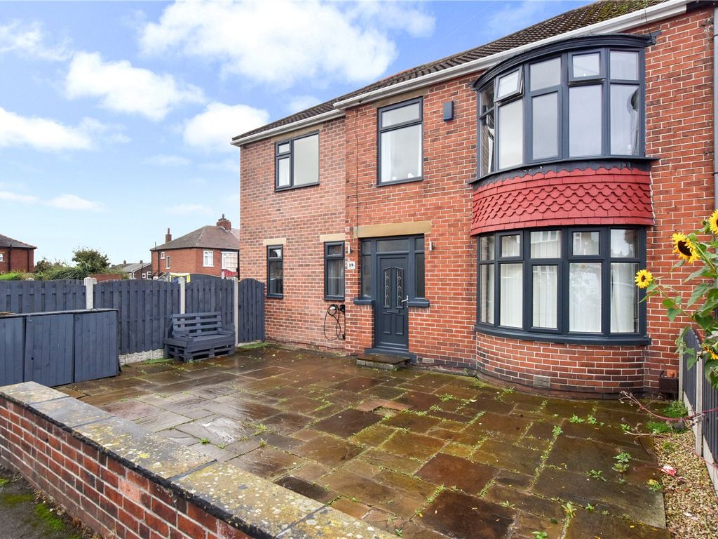 5 bed semidetached house for sale in Grasmere Road, Dewsbury, West