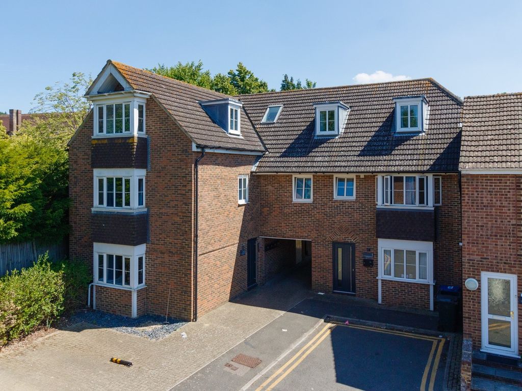 18 bed property for sale in College Court, College Road, Canterbury