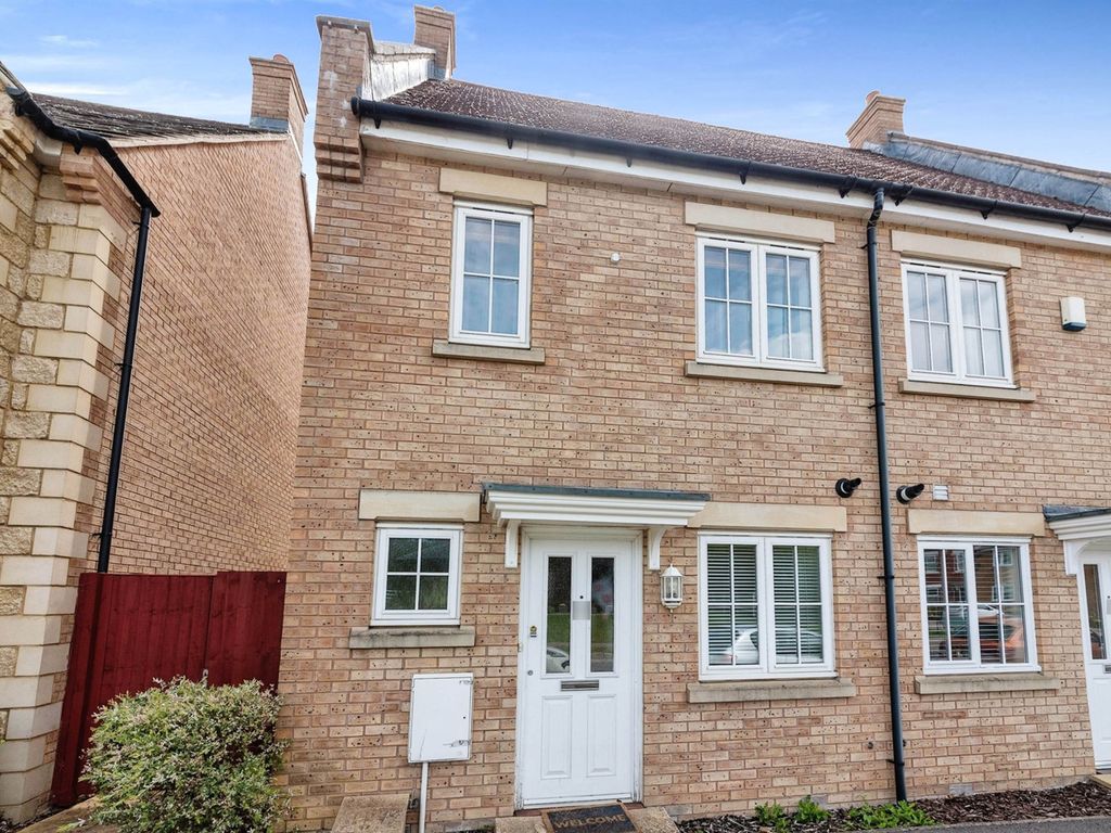 2 bed semidetached house for sale in Roman Road, Corby NN18, £200,000