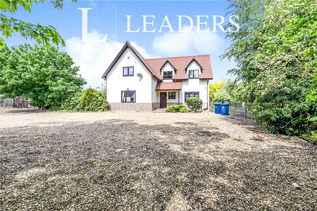 4 bed detached house for sale in Benwick Road, Ramsey Forty Foot