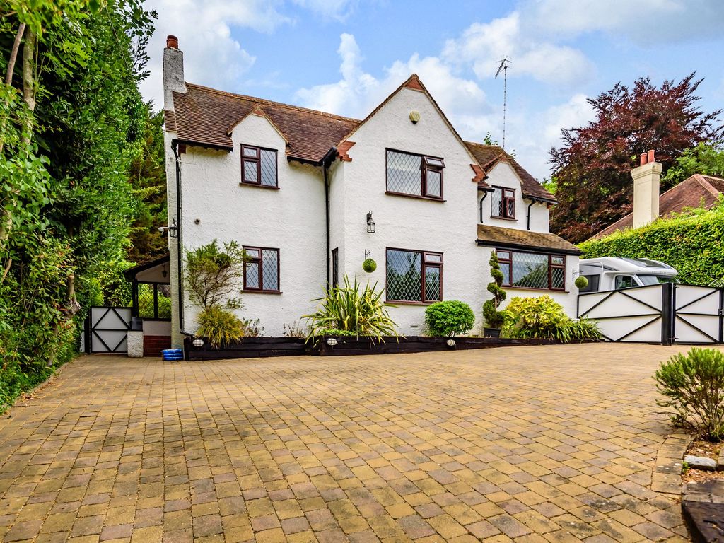 5 bed detached house for sale in Greenhill Road, Otford, Sevenoaks TN14