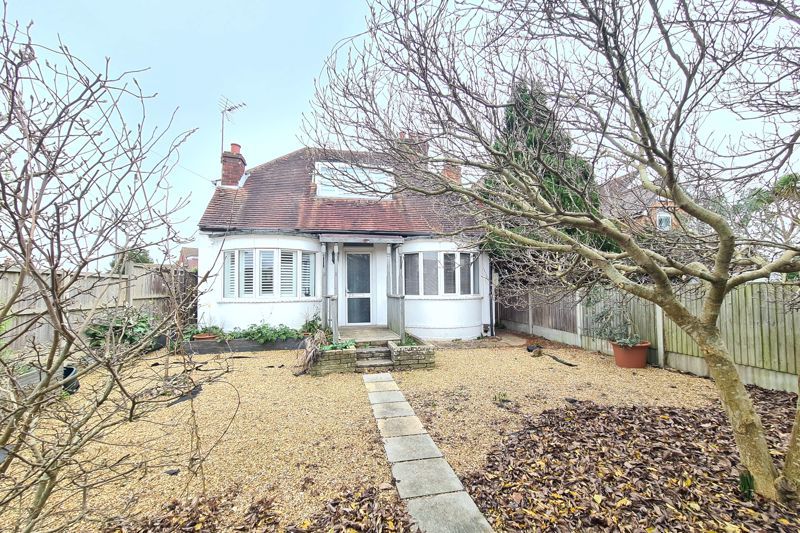 3 bed detached house for sale in Wych Lane, Gosport PO13, £355,000 Zoopla